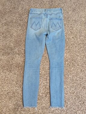 MOTHER The Looker Ankle Fray Jean